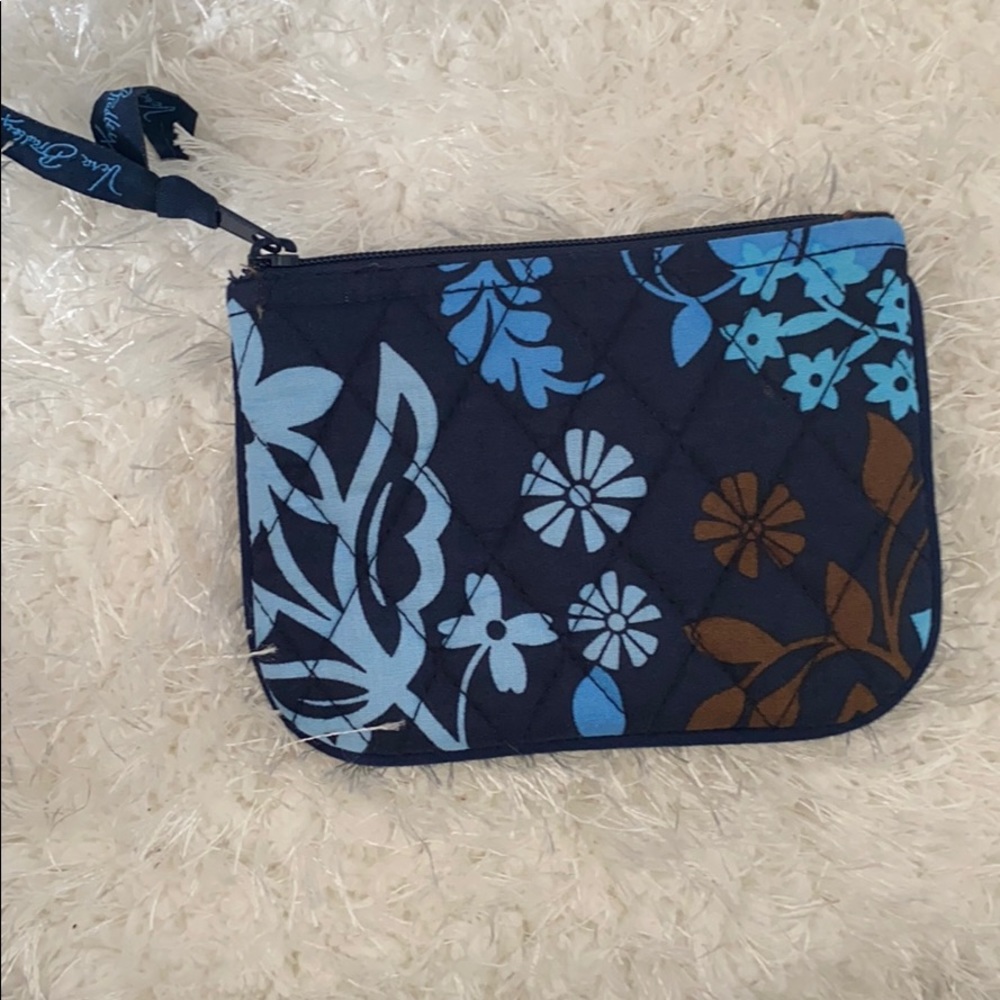 🌸2/$15 VERA BRADLEY small pouch in Java floral :)